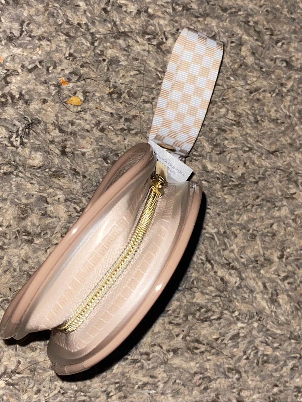Clear round pouch - Picture 2 of 3